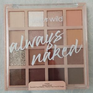 8$ Woman's brand new eyeshadow palette